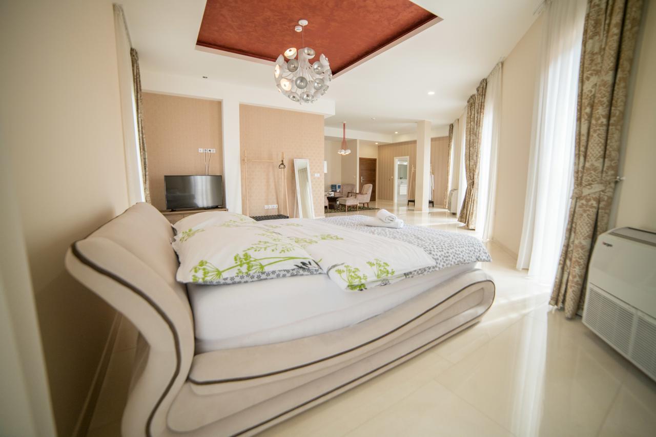 Hotel Urban Buzim Ngoại thất bức ảnh