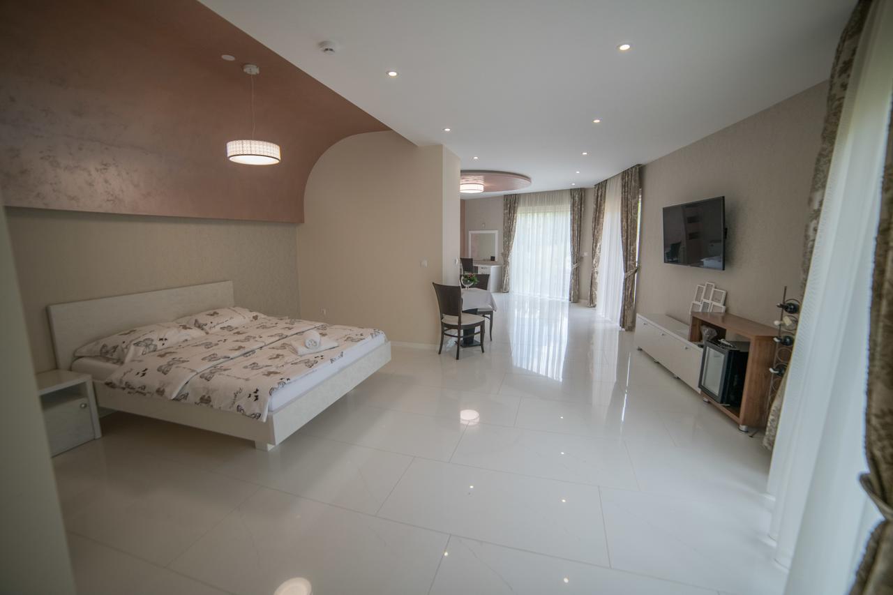 Hotel Urban Buzim Ngoại thất bức ảnh